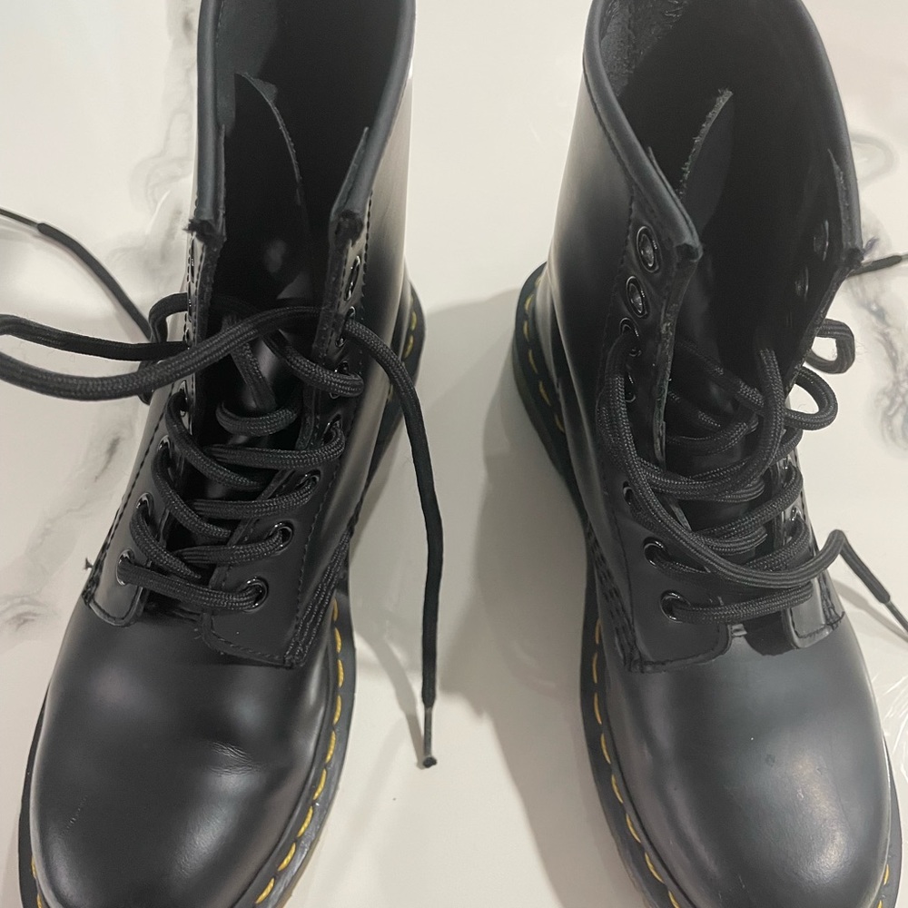 Dr. martens only 6 months old my niece outgrew them.